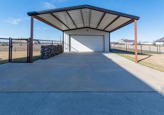 Photo 3 of Sale Pending at 4849 Sasha Wy, Caddo Mills, TX 75135 | MLS# 21152435 | Listing updated on 2026-10-02