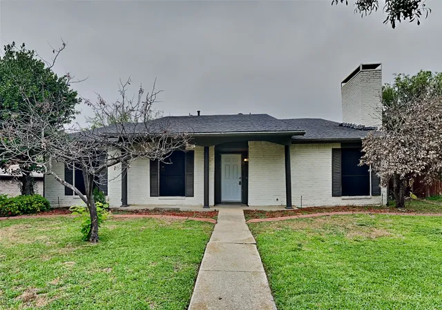 Photo 1 of Single family home for sale at 1711 Chesterfield Dr, Carrollton, TX 75007 | MLS# 21159220 | Listing updated on 2026-09-14