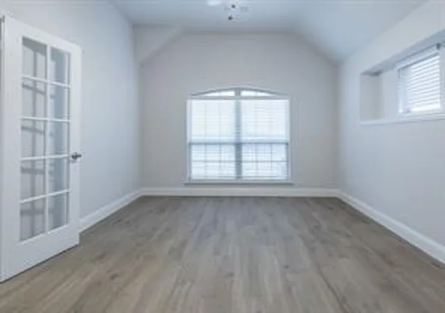 Photo 2 of Single family home for sale at 133 Winterwood Dr, Lavon, TX 75166 | MLS# 21160602 | Listing updated on 2026-09-13
