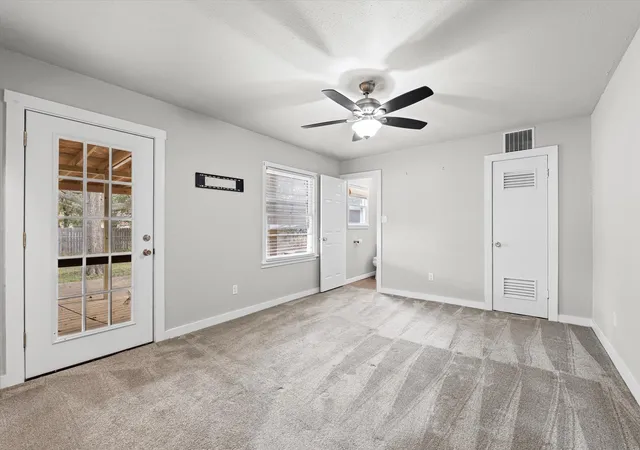 Photo 3 of Single family home for sale at 351 Santa Fe Dr, Woodway, TX 76712 | MLS# 21158172 | Listing updated on 2026-09-11