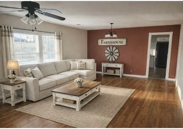 Photo 2 of Sale Pending at 1515 E Nall St, Sherman, TX 75090 | MLS# 21161577 | Listing updated on 2026-10-02