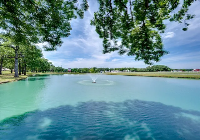 Photo 3 of Single family home for sale at 11776 E Us Hwy 82, Whitesboro, TX 76273 | MLS# 21157110 | Listing updated on 2026-09-17