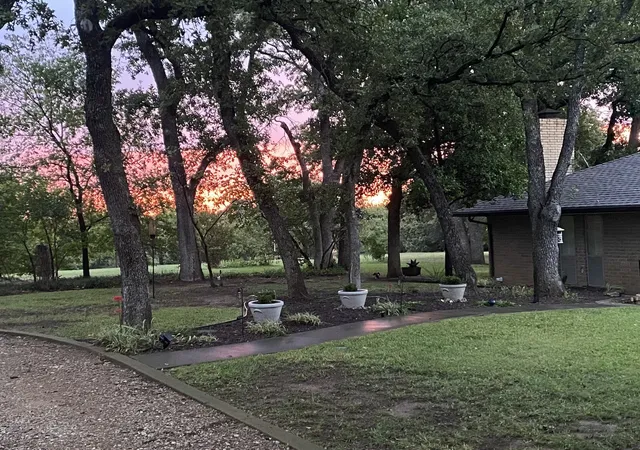 Photo 3 of Single family home for sale at 225 Timberline Ln, Southlake, TX 76092 | MLS# 21157247 | Listing updated on 2026-09-15