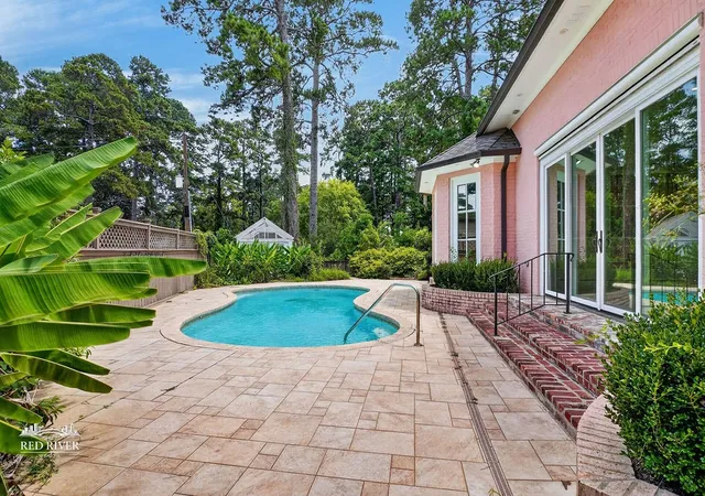 Photo 2 of Single family home for sale at 6421 Birnamwood Rd, Shreveport, LA 71106 | MLS# 21162177 | Listing updated on 2026-08-02