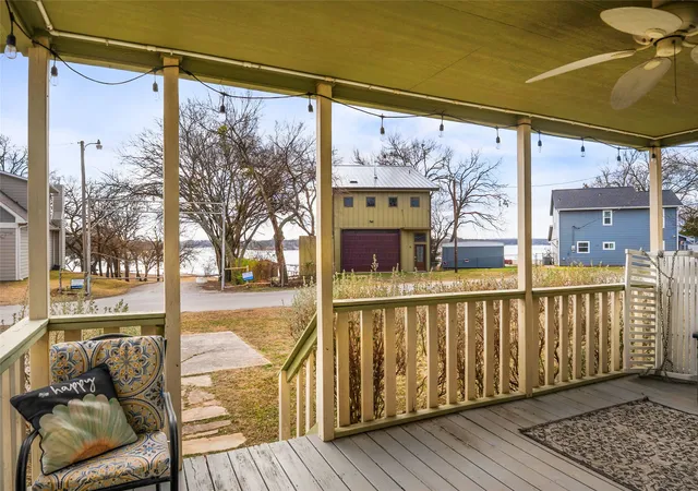 Photo 3 of Single family home for sale at 89 Park Ln, Gainesville, TX 76240 | MLS# 21162406 | Listing updated on 2026-09-13