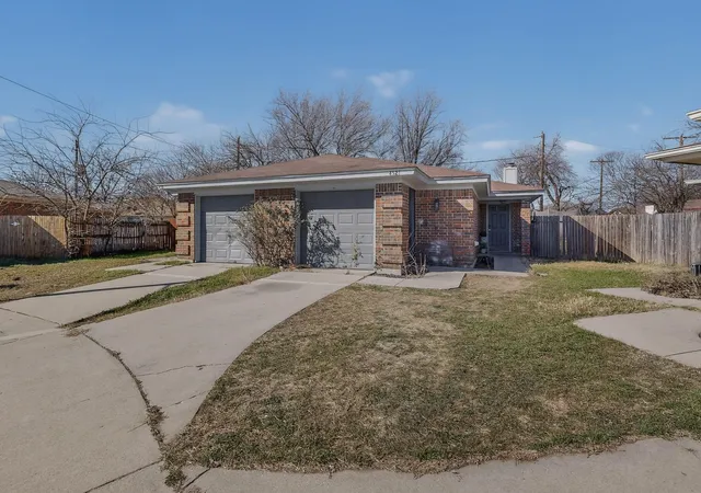 Photo 1 of House for sale at 4517 & 4521 Ebbtide Ct, Fort Worth, TX 76135 | MLS# 21162342 | Listing updated on 2026-07-29