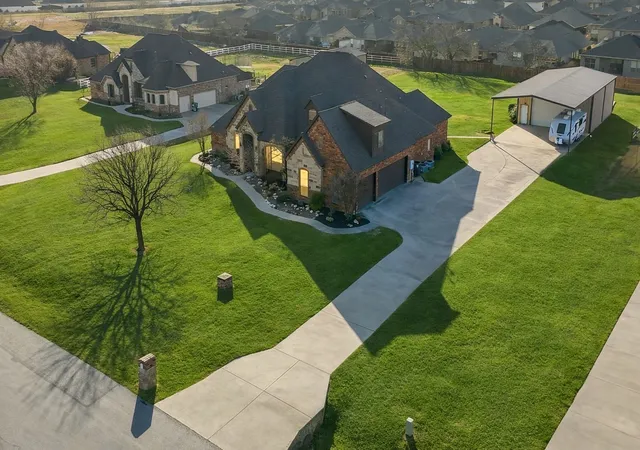 Photo 3 of Single family home for sale at 209 Lonesome Prairie Trl, Haslet, TX 76052 | MLS# 21162733 | Listing updated on 2026-09-10