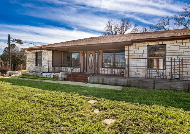 Photo 1 of Sale Pending at 104 E Fifth St, Brady, TX 76825 | MLS# 21163786 | Listing updated on 2026-09-12