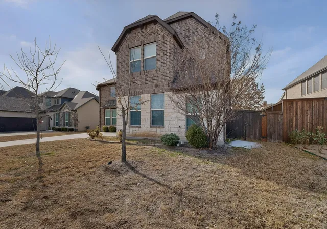 Photo 2 of Sale Pending at 1025 Merion Dr, Burleson, TX 76028 | MLS# 21141806 | Listing updated on 2026-09-14