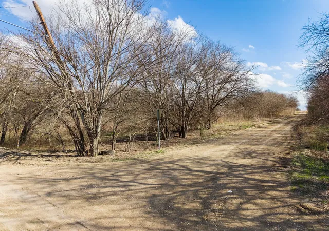 Photo 1 of Land for sale at Tbd Ross St, Hillsboro, TX 76645 | MLS# 21163671 | Listing updated on 2026-07-31
