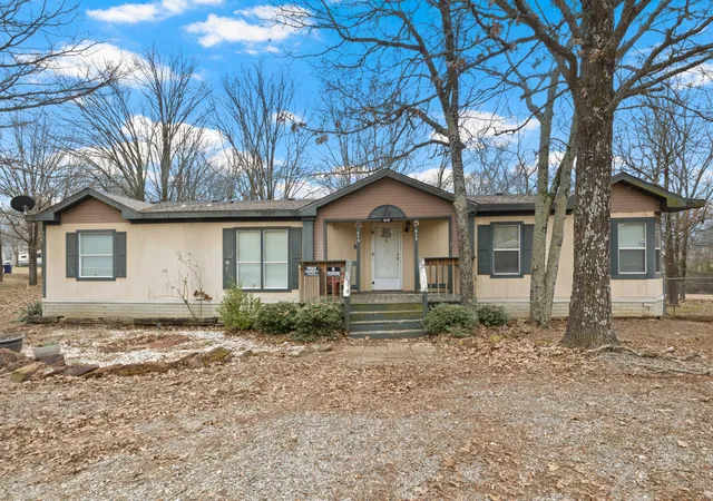 Photo 1 of Sale Pending at 418 Broken Bow, Quitman, TX 75783 | MLS# 21164643 | Listing updated on 2026-07-31
