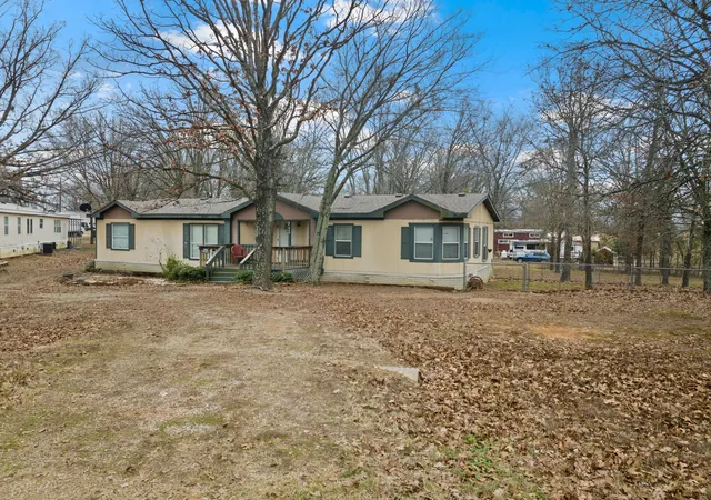 Photo 2 of Sale Pending at 418 Broken Bow, Quitman, TX 75783 | MLS# 21164643 | Listing updated on 2026-07-31
