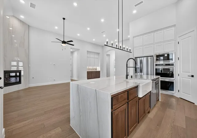 Photo 3 of Single family home for sale at 2816 Mayfair Ln, Justin, TX 76247 | MLS# 21165940 | Listing updated on 2026-09-10