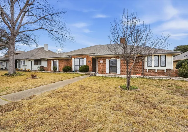 Photo 2 of Single family home for sale at 1117 E Spring Valley Rd, Richardson, TX 75081 | MLS# 21164101 | Listing updated on 2026-07-31