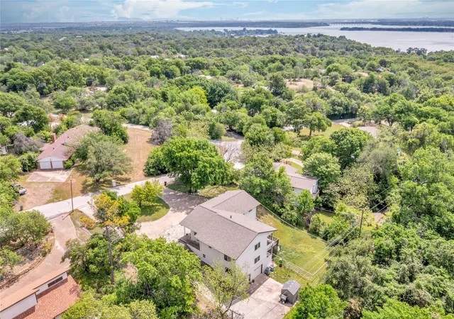 Photo 34 of Single family home for sale at 110 Vanshire Rd W, Lakeside, TX 76108 | MLS# 21159764 | Listing updated on 2026-09-15