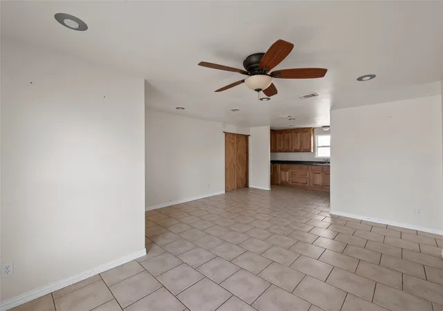 Photo 3 of Single family home for sale at 310 S 3Rd St, Abbott, TX 76621 | MLS# 21166254 | Listing updated on 2026-07-30