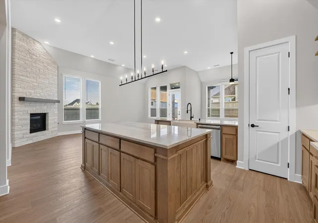 Photo 2 of Single family home for sale at 301 Short Cut St, Justin, TX 76247 | MLS# 21166199 | Listing updated on 2026-09-10
