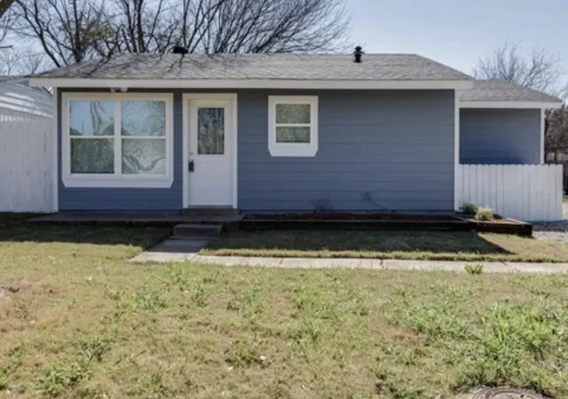 Photo 1 of Sale Pending at 4330 Pensacola Ct, Dallas, TX 75211 | MLS# 21167700 | Listing updated on 2026-07-31