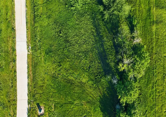Photo 3 of Land for sale at 725 Sutton Ln, Copper Canyon, TX 76226 | MLS# 21168082 | Listing updated on 2026-09-11