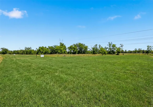Photo 3 of Land for sale at 725 Sutton Ln, Copper Canyon, TX 76226 | MLS# 21168082 | Listing updated on 2026-09-11