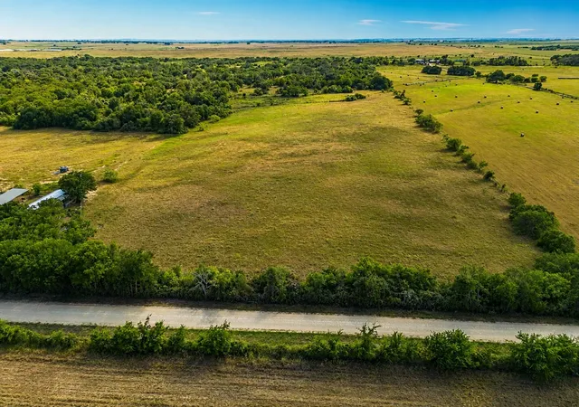Photo 1 of Land for sale at 4042 County Road 307, Dublin, TX 76446 | MLS# 21168978 | Listing updated on 2026-09-11