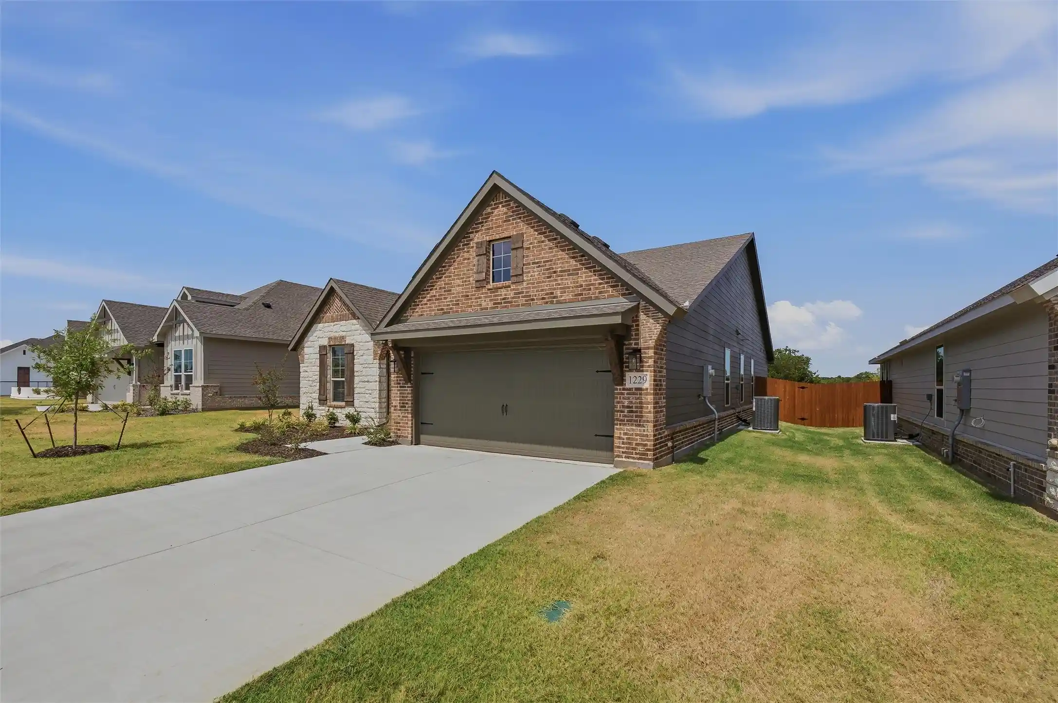 Photo 2 of Single family home for sale at 1229 Sabine River Ln, Springtown, TX 76082 | MLS# 21169174 | Listing updated on 2026-10-28