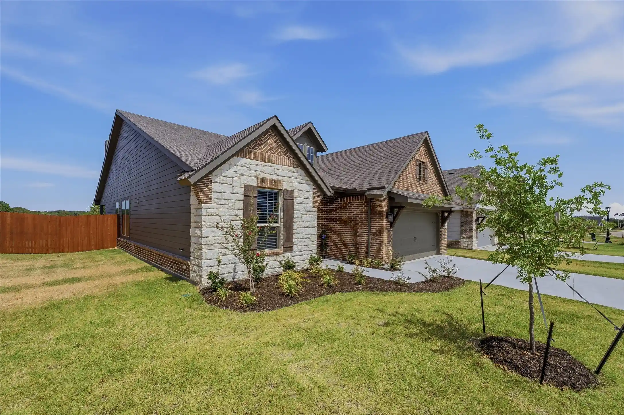 Photo 3 of Single family home for sale at 1229 Sabine River Ln, Springtown, TX 76082 | MLS# 21169174 | Listing updated on 2026-10-28
