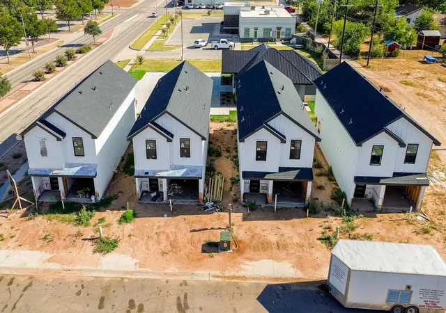 Photo 1 of Single family home for sale at 1001 Olivia Ln, Abilene, TX 79601 | MLS# 21169924 | Listing updated on 2026-09-14