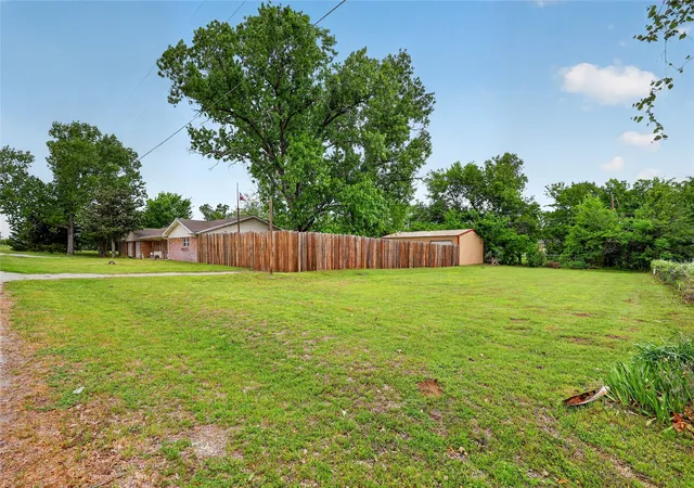 Photo 2 of Single family home for sale at 702 El Camino Real, Chico, TX 76431 | MLS# 21168505 | Listing updated on 2026-09-10