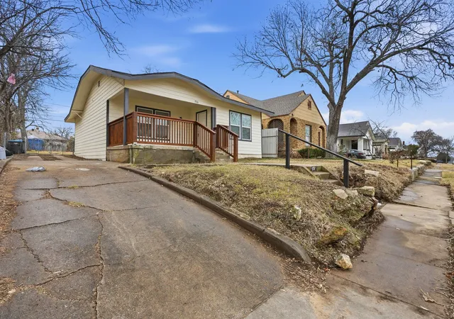 Photo 1 of Single family home for sale at 936 E Ramsey Ave, Fort Worth, TX 76104 | MLS# 21169913 | Listing updated on 2026-09-17