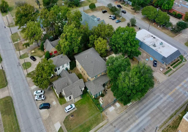 Photo 4 of Single family home for sale at 203B N Rockwall Ave, Terrell, TX 75160 | MLS# 21170124 | Listing updated on 2026-10-07