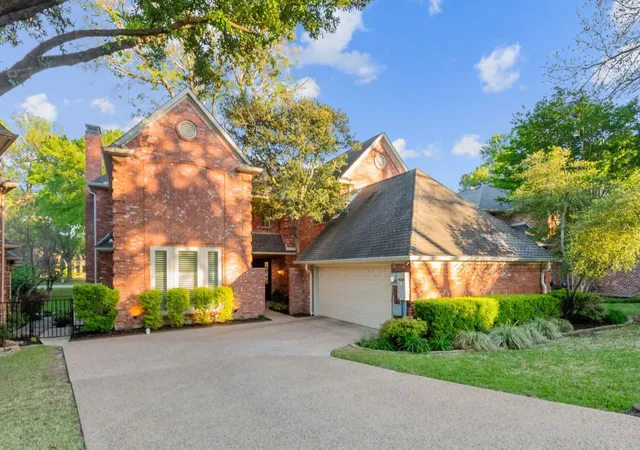 Photo 1 of Sale Pending at 1810 Lakeshore Ct, Plano, TX 75072 | MLS# 21170183 | Listing updated on 2026-07-29