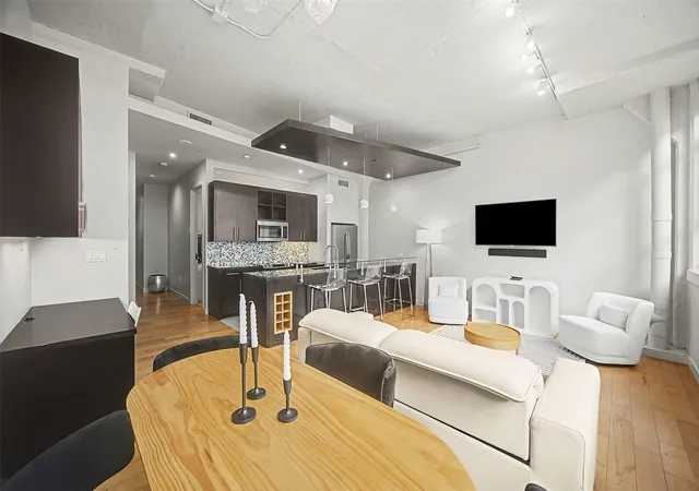 Photo 2 of Condo for sale at 2600 W 7th St #1505, Fort Worth, TX 76107 | MLS# 21171026 | Listing updated on 2026-07-28