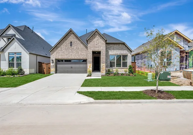 Photo 1 of Single family home for sale at 7812 Pondview Ln, Fort Worth, TX 76123 | MLS# 21171590 | Listing updated on 2026-09-13