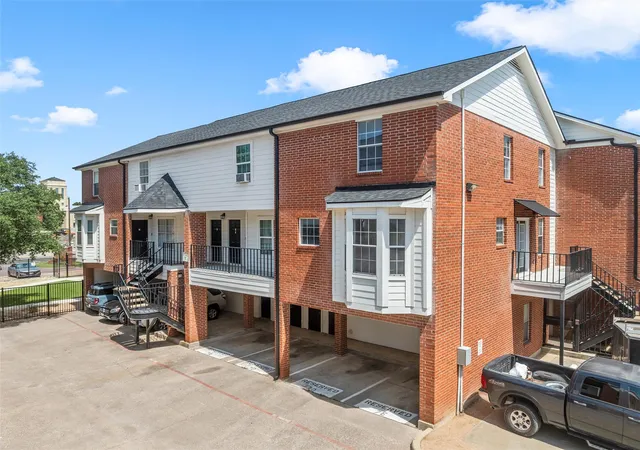 Photo 1 of Condo for sale at 600 Bagby Ave #7D, Waco, TX 76706 | MLS# 21168067 | Listing updated on 2026-09-19