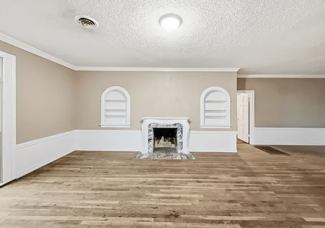 Photo 3 of Single family home for sale at 720 E Leslie St, Hamilton, TX 76531 | MLS# 21172039 | Listing updated on 2026-07-31