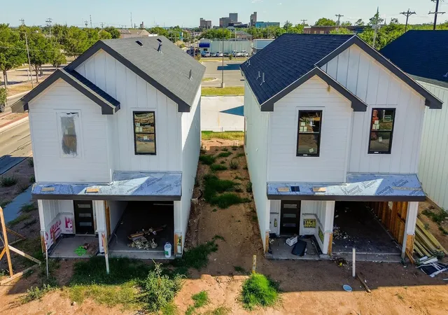 Photo 2 of Single family home for sale at 1009 Olivia Ln, Abilene, TX 79601 | MLS# 21172398 | Listing updated on 2026-09-30