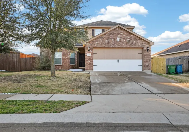 Photo 1 of Single family home for sale at 136 Eider Dr, Sanger, TX 76266 | MLS# 21170388 | Listing updated on 2026-07-30