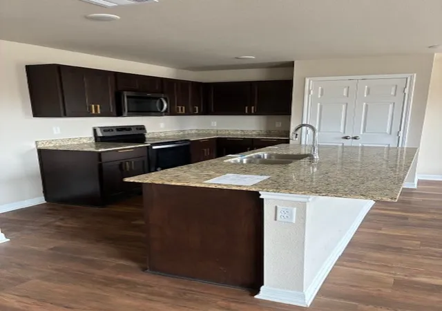 Photo 4 of Sale Pending at 18227 County Road 4001, Mabank, TX 75147 | MLS# 21172465 | Listing updated on 2026-07-28