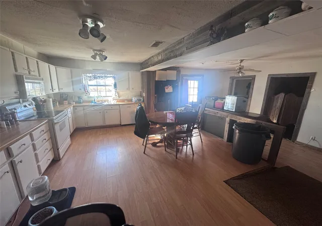 Photo 3 of Single family home for sale at 6305 W State Hwy 243, Canton, TX 75103 | MLS# 21149829 | Listing updated on 2026-09-11