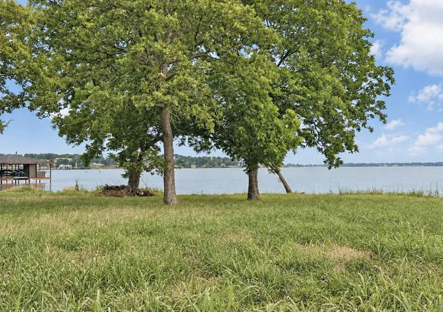 Photo 4 of Land for sale at Lot 13 Waterside Dr, Corsicana, TX 75109 | MLS# 21163327 | Listing updated on 2026-10-20