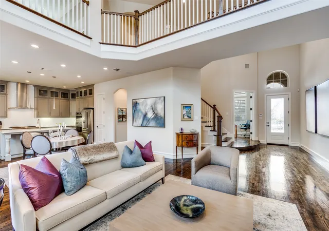 Photo 4 of Single family home for sale at 9444 Monteleon, Dallas, TX 75220 | MLS# 21163043 | Listing updated on 2026-09-13