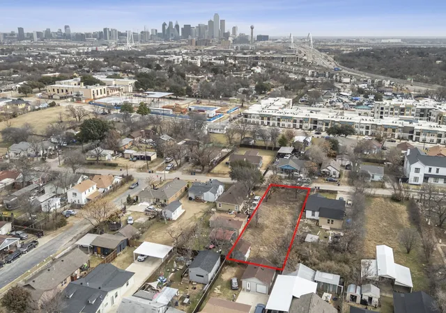Photo 4 of Land for sale at 1639 Neal St, Dallas, TX 75208 | MLS# 21172707 | Listing updated on 2026-09-27