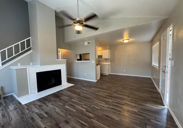 Photo 3 of Condo for sale at 1122 Millview Dr #1805, Arlington, TX 76012 | MLS# 21173600 | Listing updated on 2026-09-21