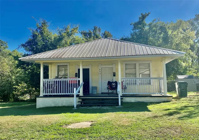 Multi family home for sale at 843 College St, Shreveport, LA 71104 | MLS# 21174093