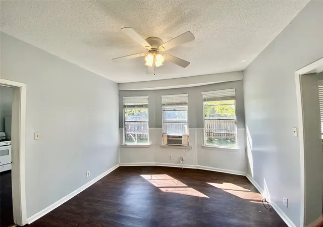 Photo 3 of Multi family home for sale at 843 College St, Shreveport, LA 71104 | MLS# 21174093 | Listing updated on 2026-07-29