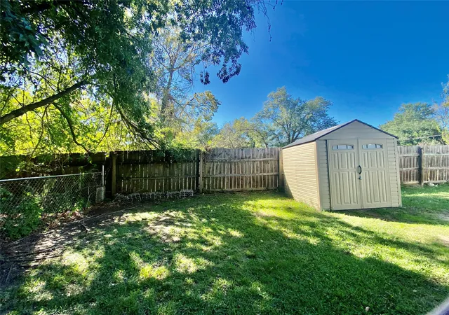 Photo 4 of House for sale at 843 College St, Shreveport, LA 71104 | MLS# 21174093 | Listing updated on 2026-07-29