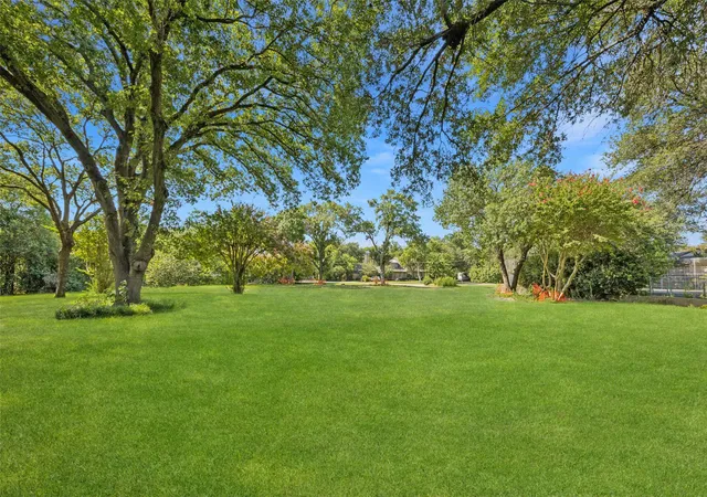 Photo 4 of Sale Pending at 4931 Northaven Rd, Dallas, TX 75229 | MLS# 21174521 | Listing updated on 2026-08-02