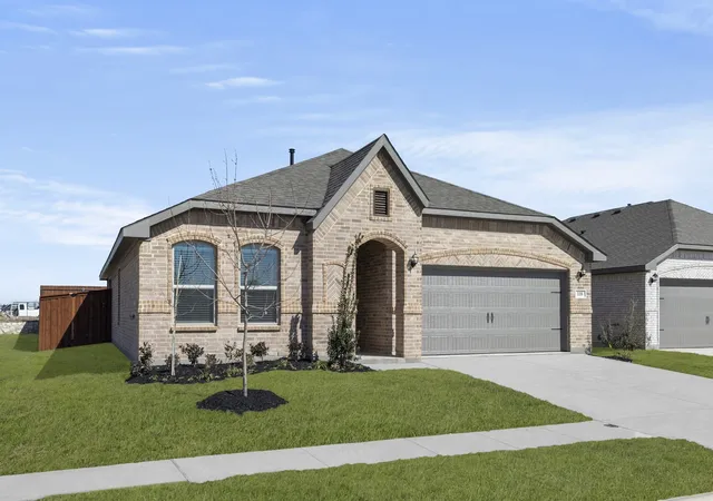 Photo 2 of Single family home for sale at 118 Coyote Cir, Terrell, TX 75160 | MLS# 21174665 | Listing updated on 2026-10-07