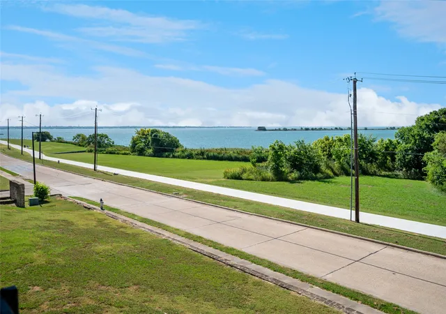 Photo 2 of Condo for sale at 5809 Lake Hubbard Pkwy #308, Garland, TX 75043 | MLS# 21175211 | Listing updated on 2026-09-15